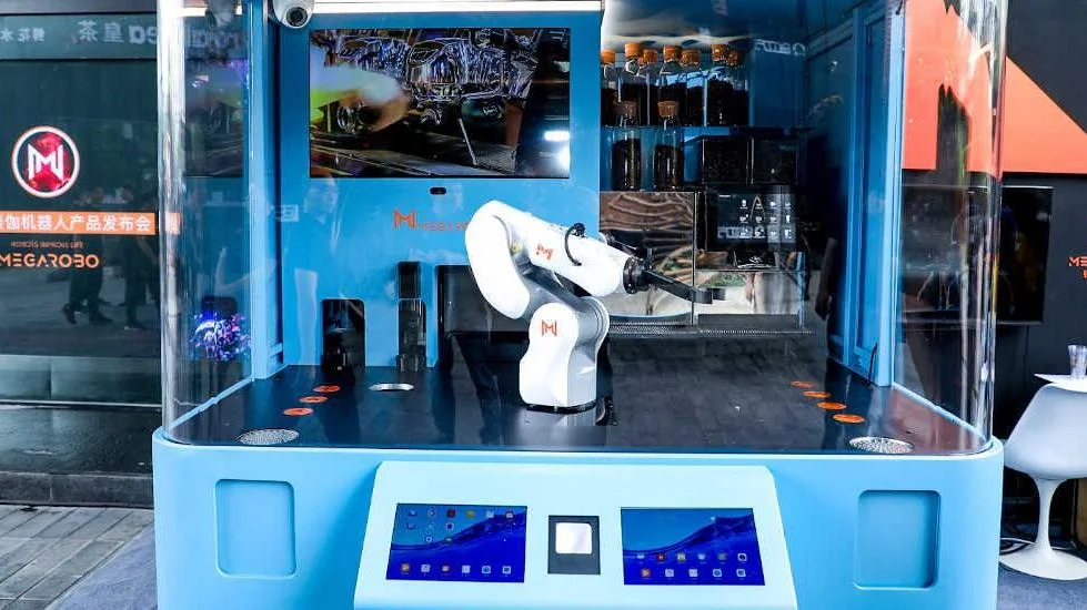 Der Roboter-Barista nimmt jetzt Ihre mobile Bestellung entgegen