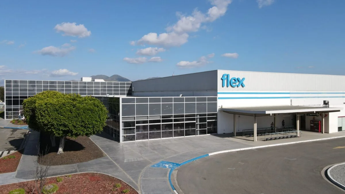 Flex in Tijuana building